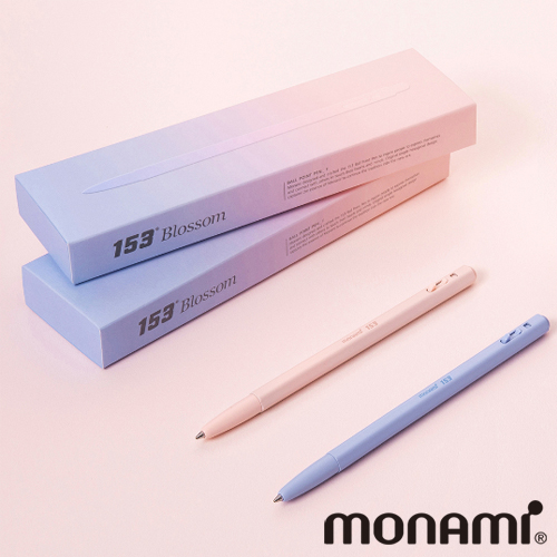 모나미 153 블라썸볼펜 0.7mm